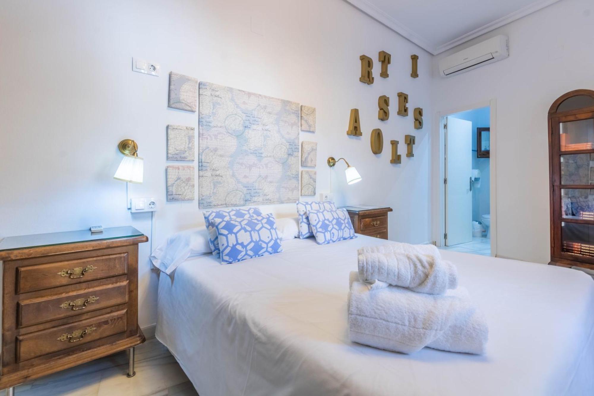 Hostal Mayflowers *